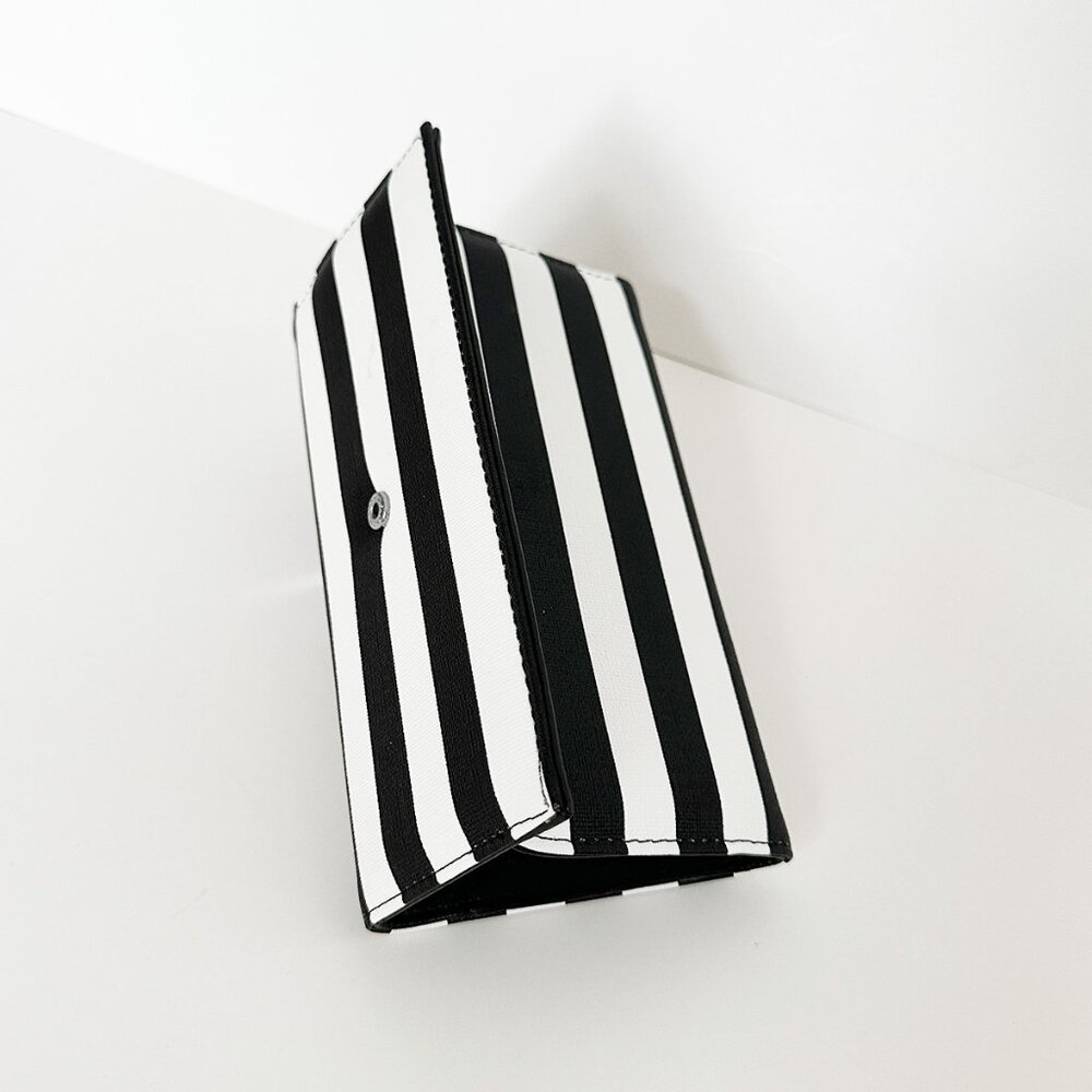 KUT - Black & White Stripe Wallet